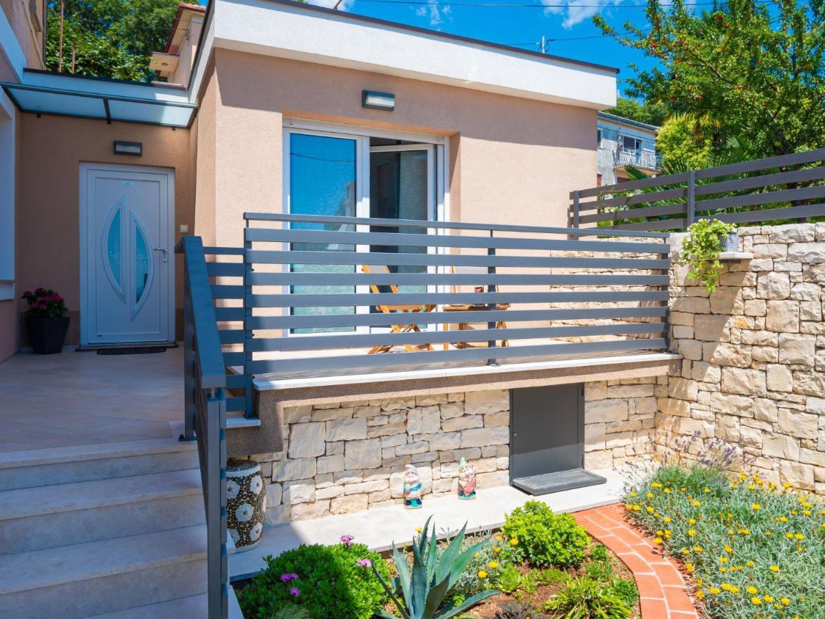 Holiday Home Matea By Interhome Риека Экстерьер фото